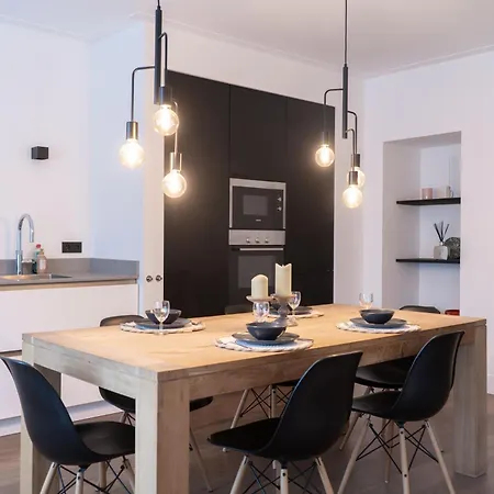 Hip De Pijp 2br Ground-floor With Terrace & Garden In * Amsterdam